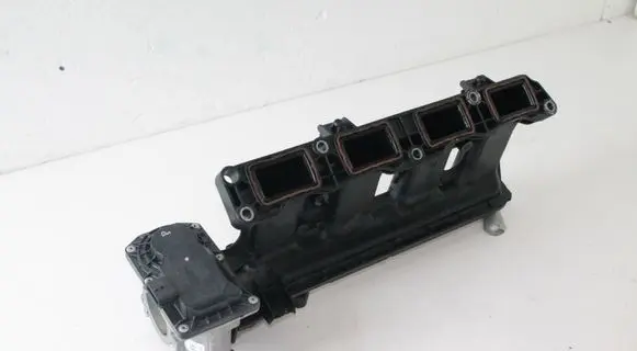 Nissan Qashqai Throttle valve H8201171233 161206038R 1072535V01