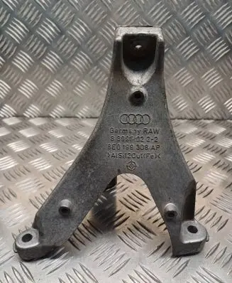 Audi A4 S4 B7 8E 8H Engine mounting bracket 8E0199308AP