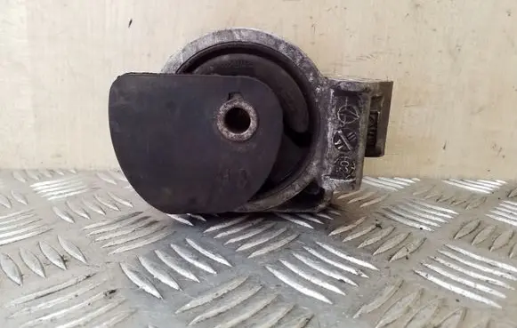 Volvo S40, V40 Gearbox mount 30814380