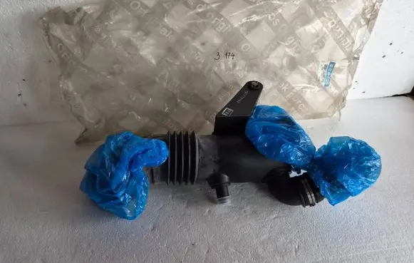 Alfa Romeo 159 Air intake duct part 51779362