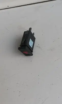 Volkswagen PASSAT B5 Hazard light switch 3B0953235B