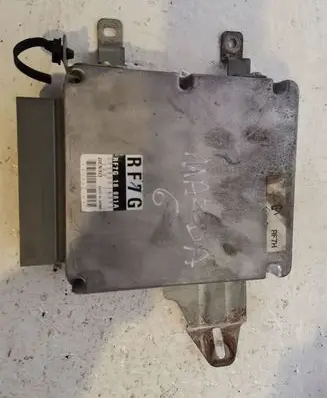 Mazda 6 Engine control unit/module RF7G1881A