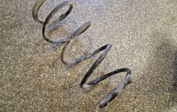 Renault Megane II Front coil spring