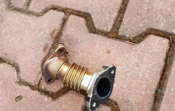 Opel Insignia A EGR valve line/pipe/hose 55599945