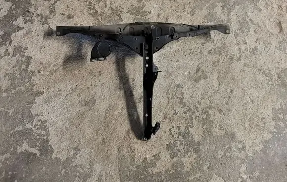 Lexus RX 450H Top upper radiator support slam panel