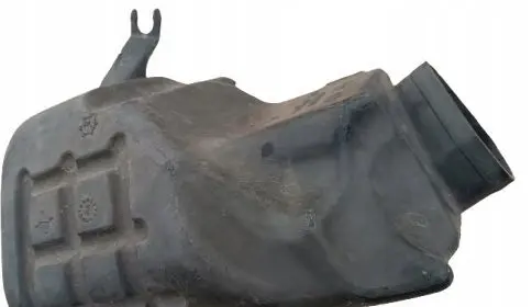 Nissan Quest Intake resonator 165858J001