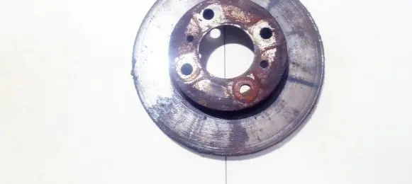 Mitsubishi Colt Front brake disc ventiliuojamas