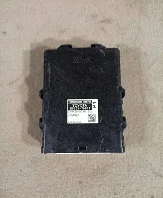 Toyota Prius+ (ZVW40) Gearbox control unit/module 89535-76011