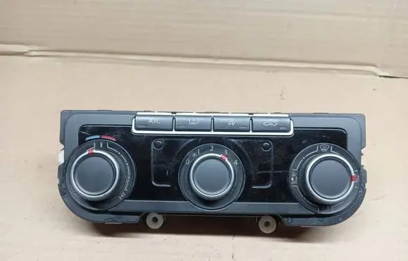 Volkswagen Caddy Climate control unit 1K8907426AF 5HB01210854