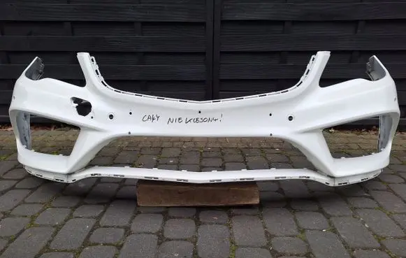 Mercedes-Benz C W205 Front bumper