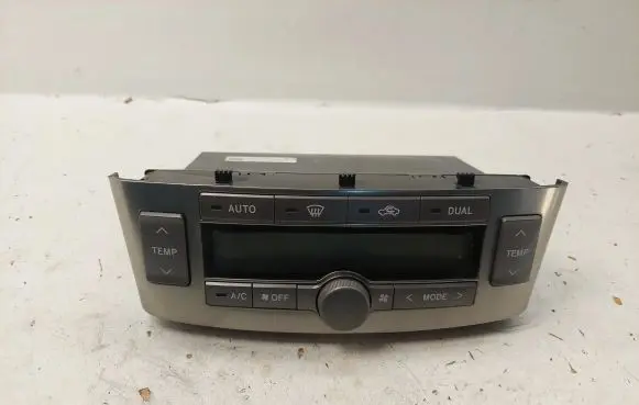 Toyota Avensis T250 Climate control unit 5590005270 5591205060