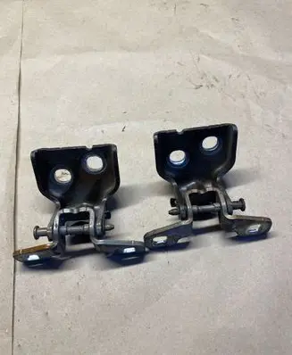 Front door hinge set