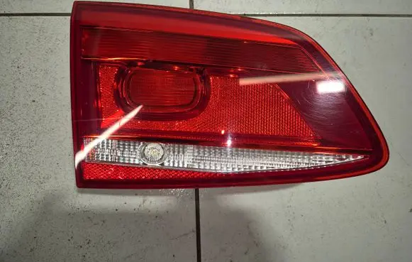 Volkswagen PASSAT B7 Tailgate rear/tail lights 3AF945093L