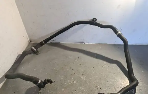 Mercedes-Benz S W222 Engine coolant pipe/hose A2225006900