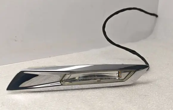BMW 5 GT F07 Front fender indicator light 7199634 7154166