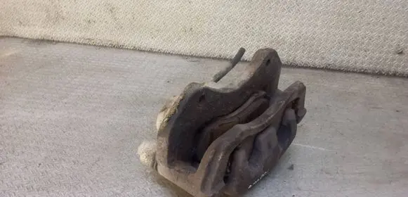 Mitsubishi Outlander Front brake caliper