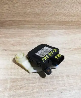 Audi A6 S6 C5 4B Air flap motor/actuator 0132801123