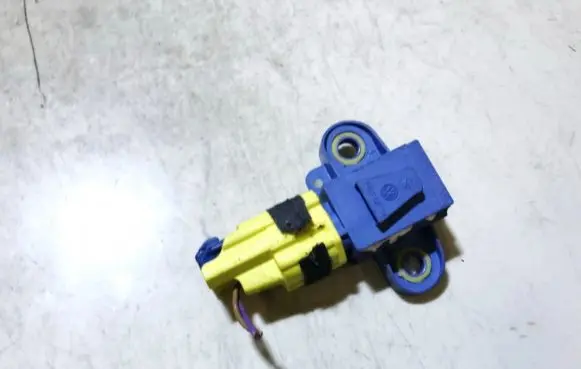 Volkswagen Jetta V Airbag deployment crash/impact sensor 1k0955557a
