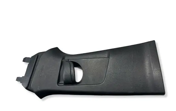 Volvo V40 (D)pillar trim (top) ETRBA