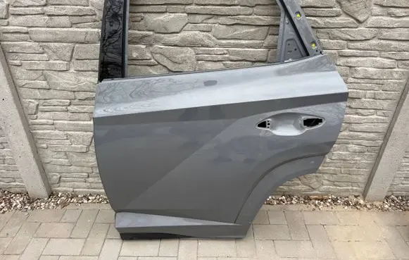 Hyundai Tucson IV NX4 Rear door CZESCICASPL002