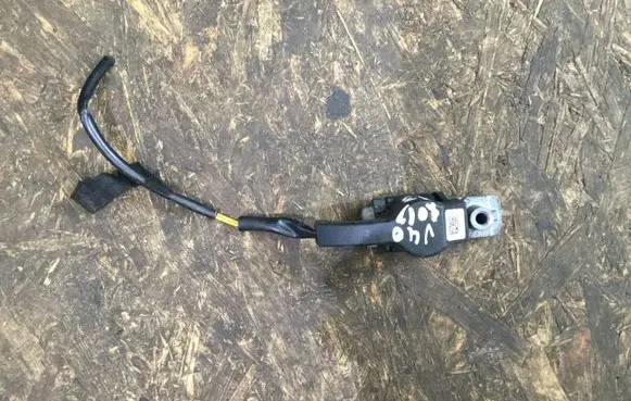 Volvo V40 Airbag deployment crash/impact sensor P31305432