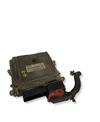 Volvo XC70 Engine control unit/module 30729826A 1039S10667 0281012103