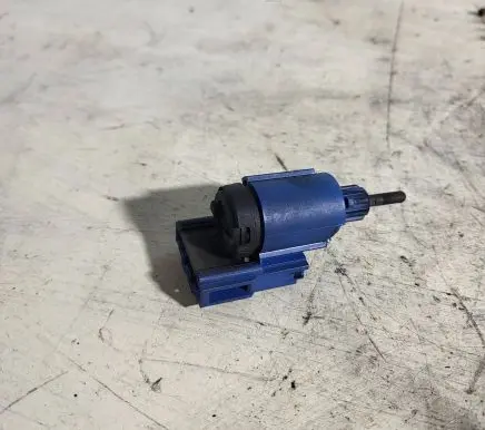 Volkswagen PASSAT B5.5 Brake pedal sensor switch 1J0927189 17415 00902