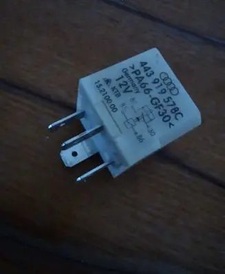 Volkswagen PASSAT B5.5 Other relay 443919578C
