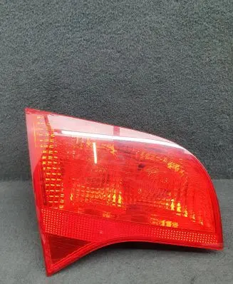 Audi A4 S4 B7 8E 8H Tailgate rear/tail lights 8E9945093A