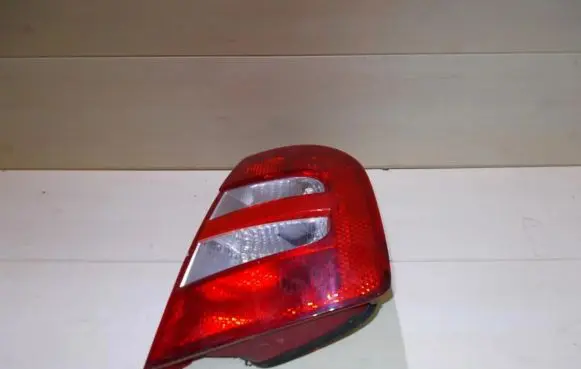 Skoda Fabia Mk1 (6Y) Rear/tail lights 6y6945096b