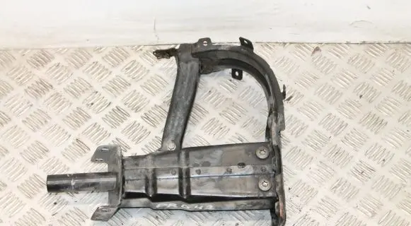 Mercedes-Benz CLS C219 Front bumper shock/impact absorber 