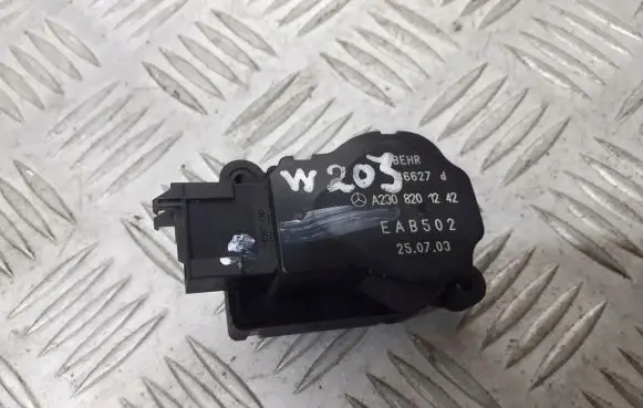 Mercedes-Benz C W203 Central body control module A2308201242