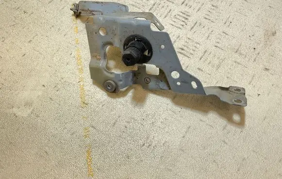 BMW 3 G20 G21 Fender mounting bracket 7419402 011423 031723