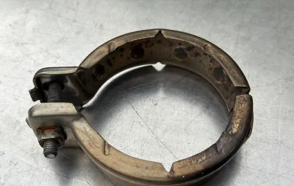 Mercedes-Benz Sprinter W906 Muffler pipe connector clamp A2034900441