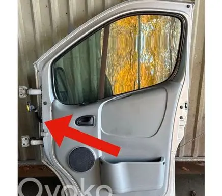 Opel Vivaro Front door check strap stopper 