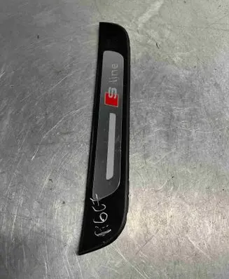 Audi A6 C7 Rear sill trim cover 4g0853375