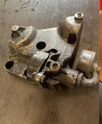 BMW 3 E46 A/C compressor mount bracket 7787319