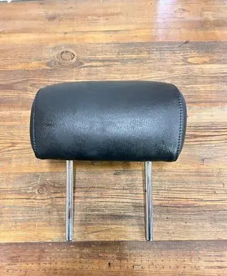 BMW 5 E39 Rear seat headrest 
