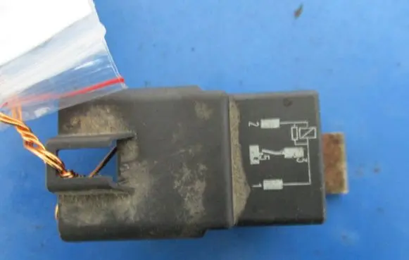 Ford Escort Other relay