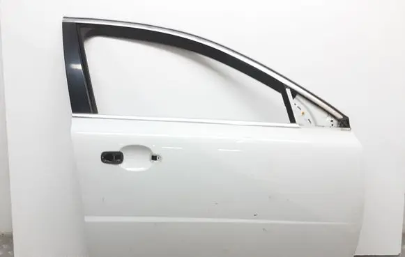 Volvo V70 Front door