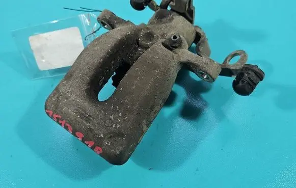 Rear brake caliper