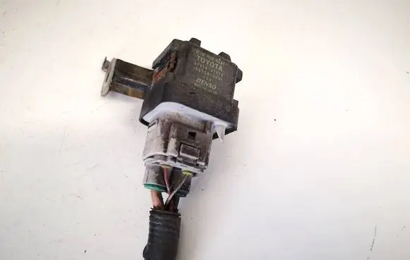 Glow plug pre-heat relay