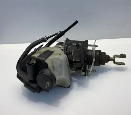 Mercedes-Benz E W211 Master brake cylinder A0004300312 0204024105 0171033
