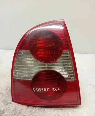 Volkswagen PASSAT B5.5 Rear/tail lights