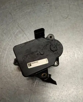 Mercedes-Benz E W211 Intake manifold valve actuator/motor A6421500494