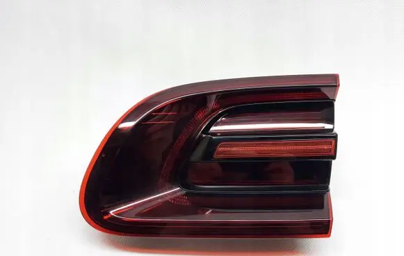 Porsche Macan (95B) Tailgate rear/tail lights 95B945094C