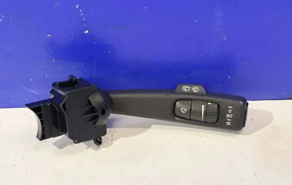 Volvo V50 Wiper control stalk 8691993
