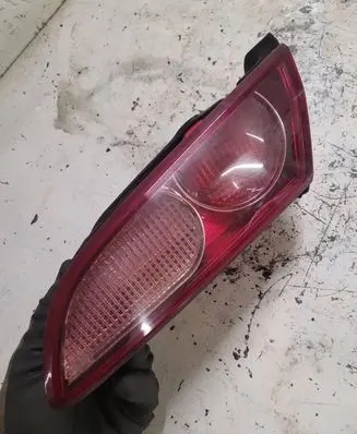 Alfa Romeo 159 Tailgate rear/tail lights 50504819