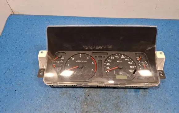Isuzu Trooper Speedometer (instrument cluster) 8972196783