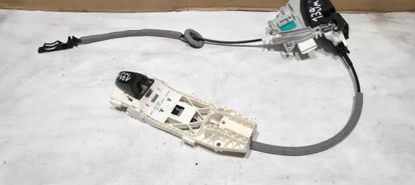 Audi A6 C7 Front door lock 8J1837016F